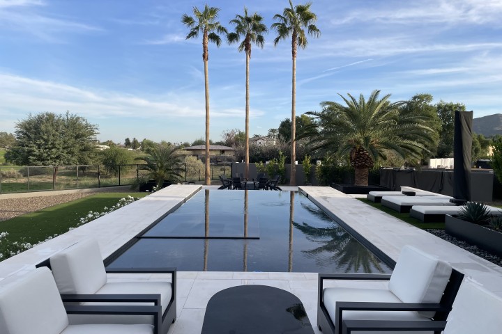 Pressure washing in Paradise Valley